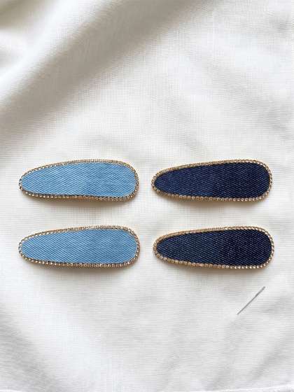 Bellaluxe By Nirat
                      Girls Set of 4 Embellished Tic Tac Hair Clip