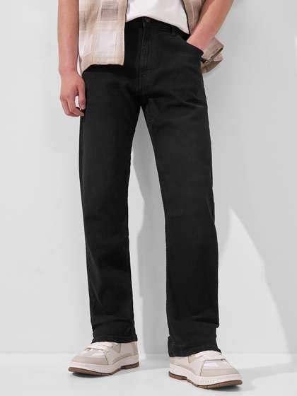 HIGHLANDER Men
                        Straight Fit Clean Look Stretchable Tapered Fit
                        Jeans