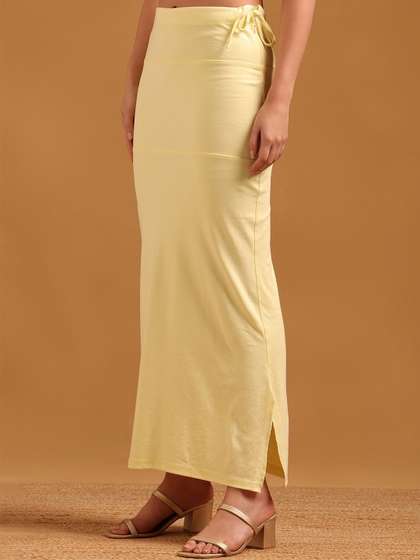 Soch Cotton Saree
                        Shapewear