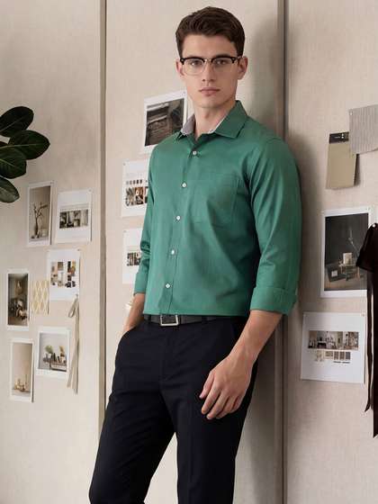 Thomas Scott Men
                          Solid Pure Cotton Formal Shirt