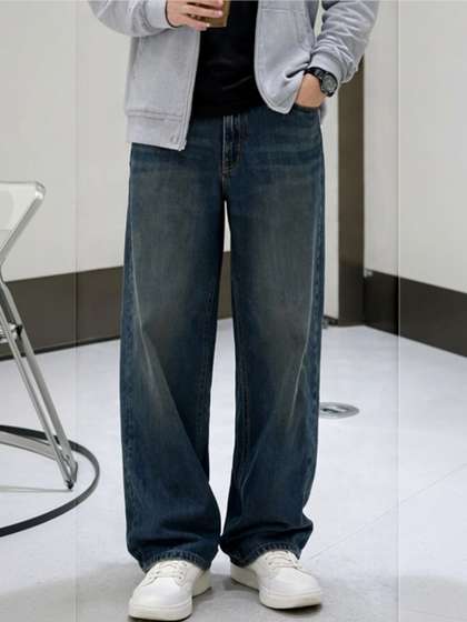 Niffar Fashion Men
                          Wide Leg Mid-Rise Light Fade Jeans