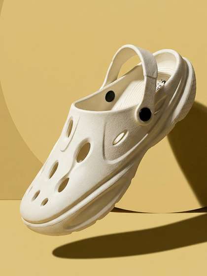 CHUPPS Men Flip Flops