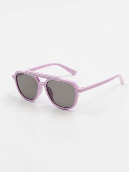 Stoln Unisex Kids Black
                    Lens & Purple Wayfarer Sunglasses with UV
                    Protected Lens