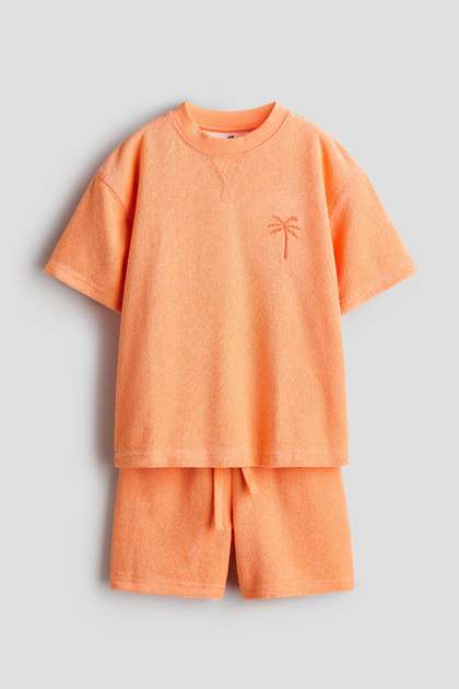 H&M 2-Piece Terry
                    Set