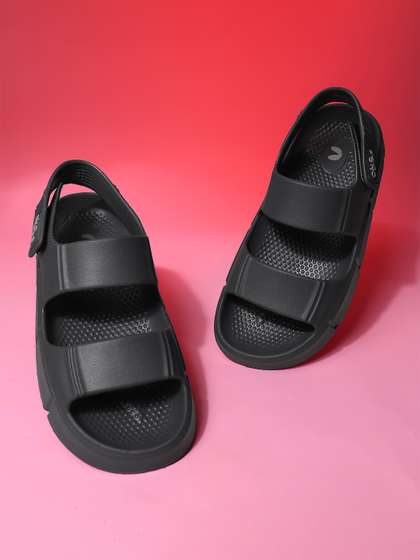 CHUPPS Men Flip Flops