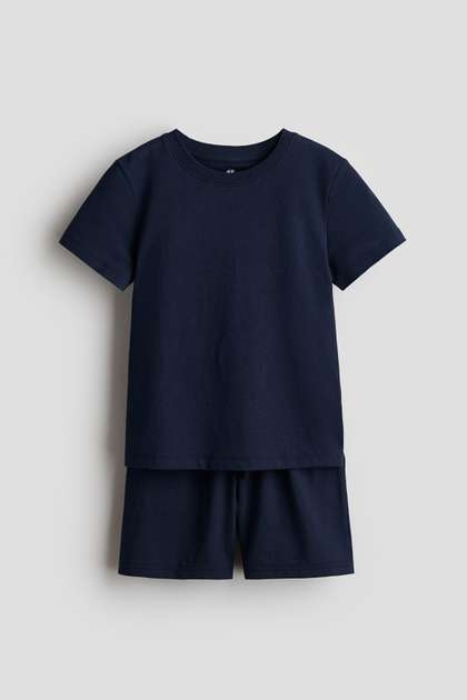 H&M 2-Piece T-shirt
                    & Shorts Set