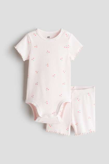 H&M 2-Piece Ribbed
                    Cotton Set