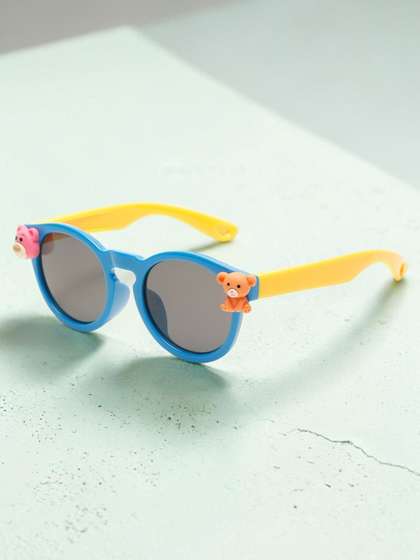 Stoln Girls Black Lens
                    & Blue Round Sunglasses with UV Protected Lens