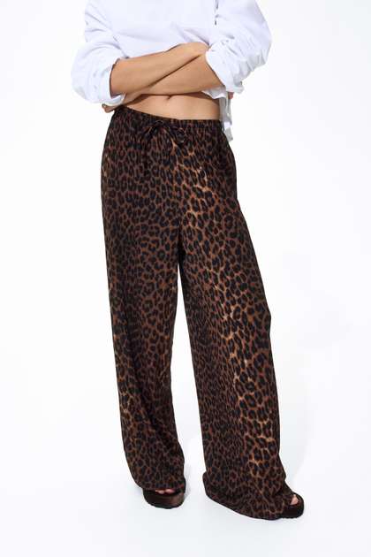 H&M Wide Pull-On
                        Trousers