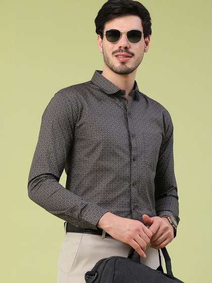 V-Mart Men Printed
                        Casual Shirt
