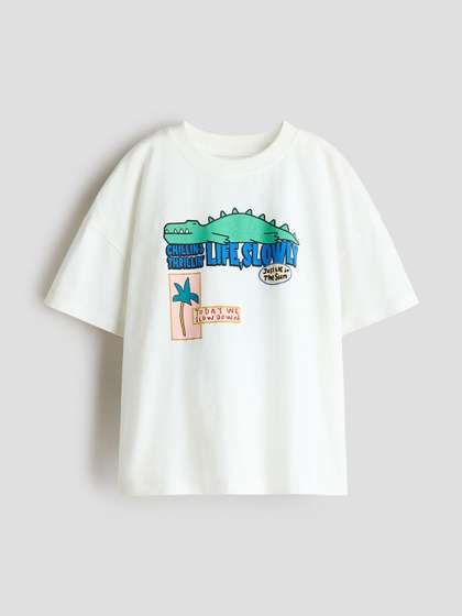 H&M Oversized
                      Printed T-shirt