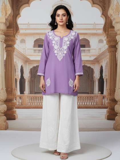 FashionChikan Art
                        Ethnic Motifs Embroidered V-Neck Chikankari
                        Handloom Chikankari Kurti