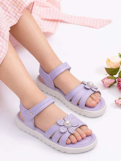 toothless Girls Purple
                      Soft Cushioned Sole Flower Strap Occasion &
                      wear Flat Sandals