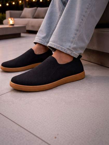 KRAASA Men
                          Loafers