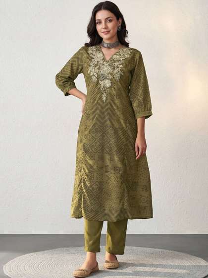 Indo Era Women
                        Bandhani Embroidered Regular Thread Work Kurta
                        with Trousers