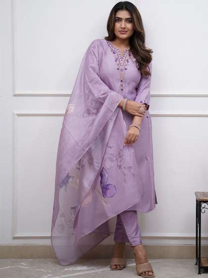 PEACH PIPER Women
                        Embroidered Regular Thread Work Kurta with
                        Trousers & With Dupatta