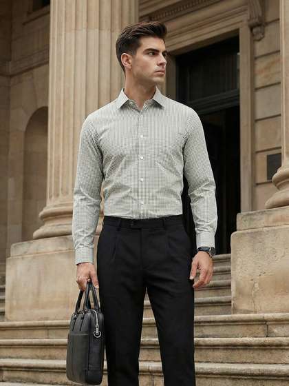 INVICTUS Urban Slim
                        Fit Gingham Checked Formal Shirt