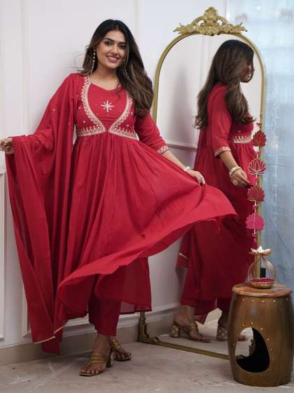 PEACH PIPER Women
                        Embroidered Panelled Thread Work Pure Cotton
                        Kurta with Trousers & With Dupatta