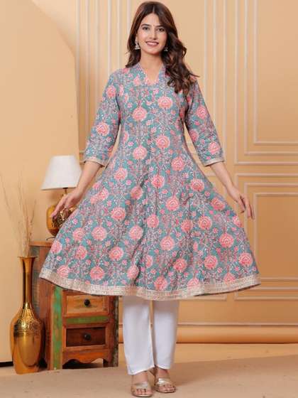 DESI HULIA Women
                        Floral Printed Empire Pure Cotton Kurta with
                        Trousers