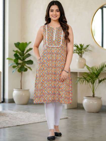 KALINI Women
                        Geometric Printed Kurta