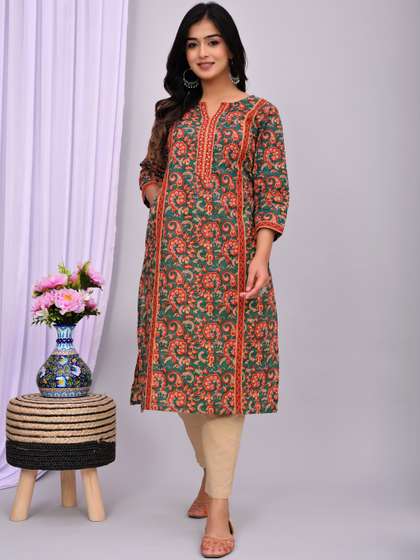 DESI HULIA Women
                          Yoke Design Kurta