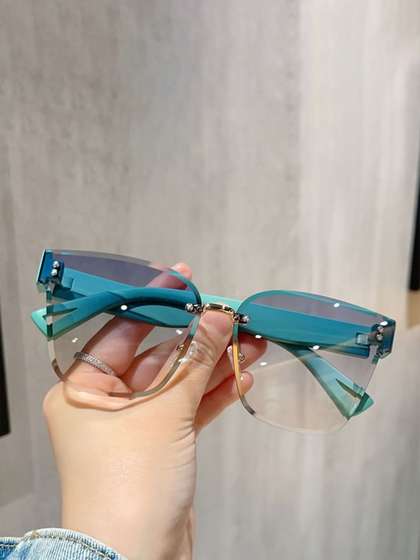 OUDI Women Blue Lens
                        & Blue Square Sunglasses OUGLA_723831914657