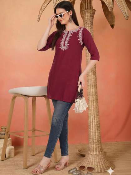 Sangria FUZN
                          Floral Embroidered V-Neck Pure Cotton Blend
                          Khadi Kurti