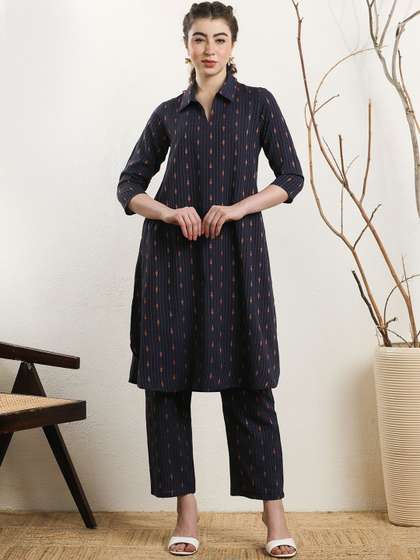 Anouk Women Floral
                          Embroidered Regular Thread Work Pure Cotton
                          Kurta with Trousers