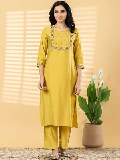 KRIDHAA FASHION
                        BOUTIQUE Women Regular Thread Work Kurta with
                        Trousers