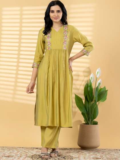 KRIDHAA FASHION
                        BOUTIQUE Women Empire Thread Work Kurta with
                        Trousers