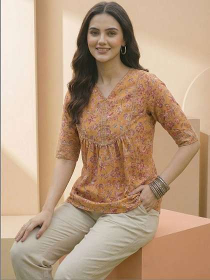 Varanga Floral Print
                        Top