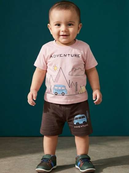 Boys Travel-Theme
                    Adventure Graphic Print T-shirt & Shorts
