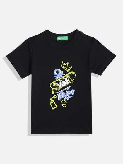 United Colors of
                    Benetton Boys Typography Printed T-shirt