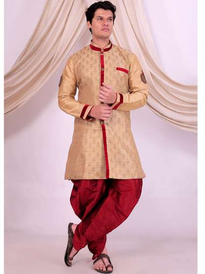Desibutik Men
                        Embroidered Mandarin Collar Sherwani