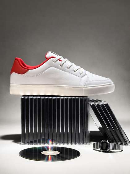 HRX by Hrithik
                          Roshan Men Sneakers