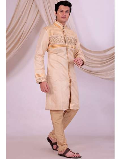 Desibutik
                        Embroidered Mandarin Collar Sherwani