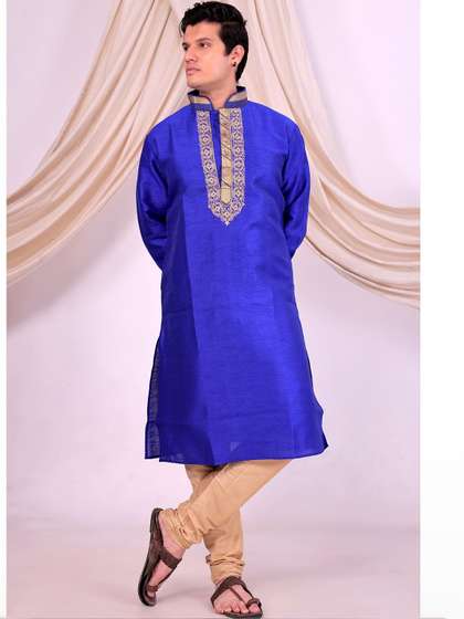 Desibutik
                        Embroidered Mandarin Collar Sherwani