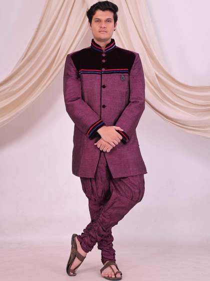 Desibutik
                        Embroidered Mandarin Collar Sherwani