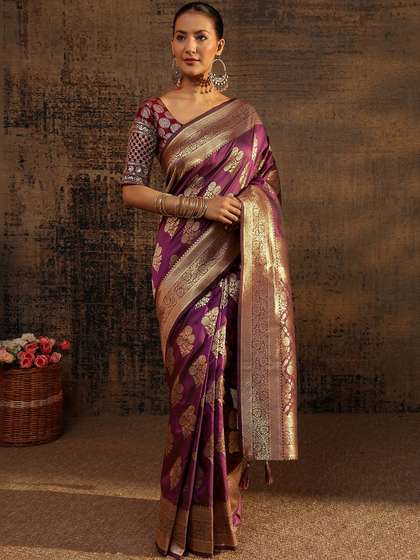 Libas Floral Zari
                        Silk Blend Saree