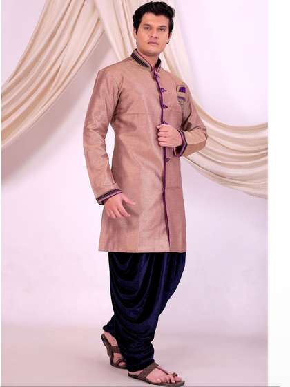 Desibutik
                        Embroidered Mandarin Collar Sherwani