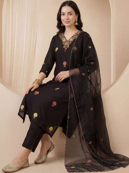 Indo Era Women
                        Floral Embroidered Regular Thread Work Kurta
                        with Trousers & With Dupatta