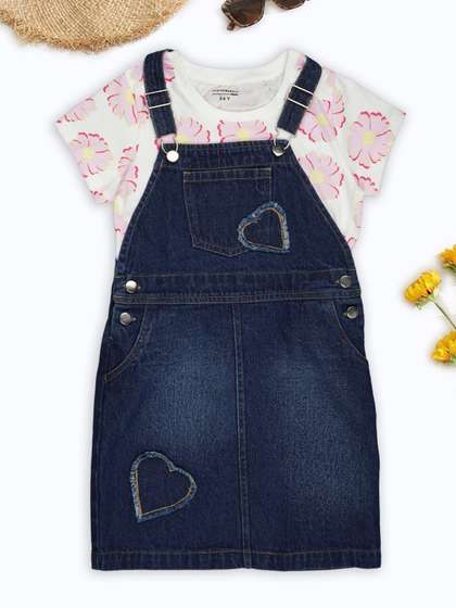 Pantaloons Junior
                      Girls Cotton Dungarees