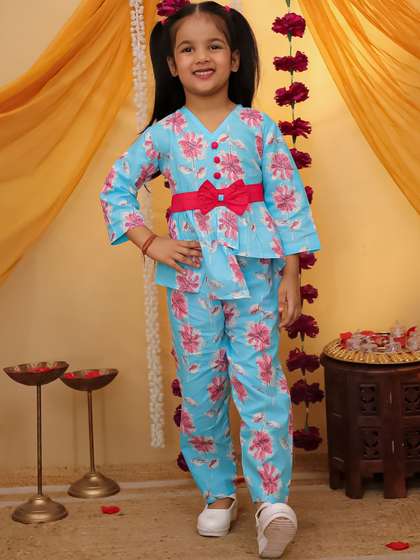 Superminis Girls Printed
                    Top with Trousers