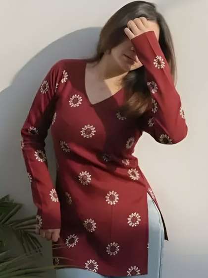 SAICHA Floral
                          Printed V-Neck Kurti