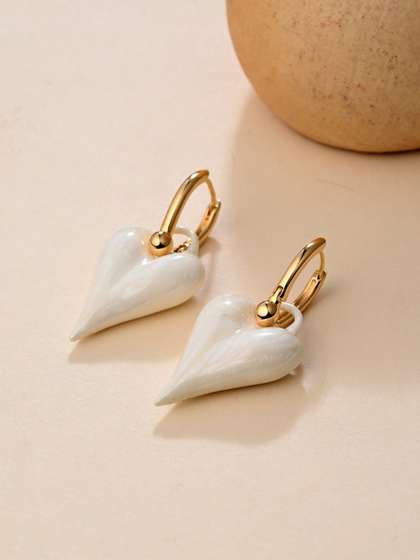 Reenisaa Drop Earrings