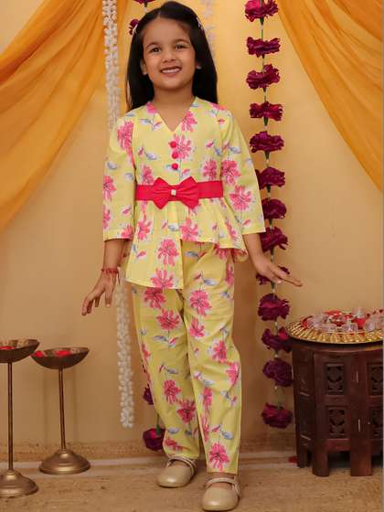 Superminis Girls Printed
                    Top with Trousers
