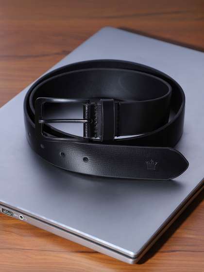 Louis Philippe Men
                    Italian Leather Matt Black Zinc Alloy Buckle Formal
                    Profile Belt