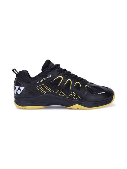 YONEX Men Badminton
                        Non-Marking Shoes