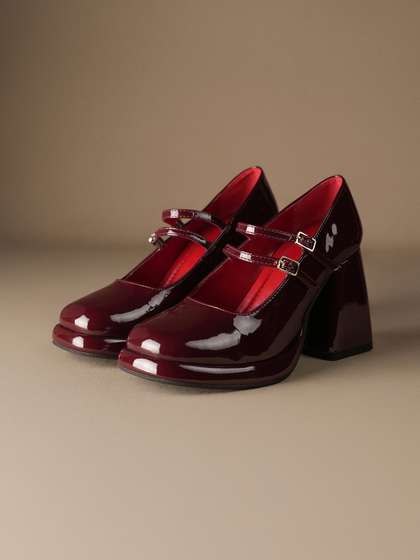 Theater Women
                        Freddie Hot Space Heels