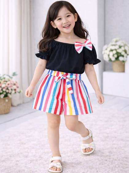 Porpy Girls Top with
                    Shorts